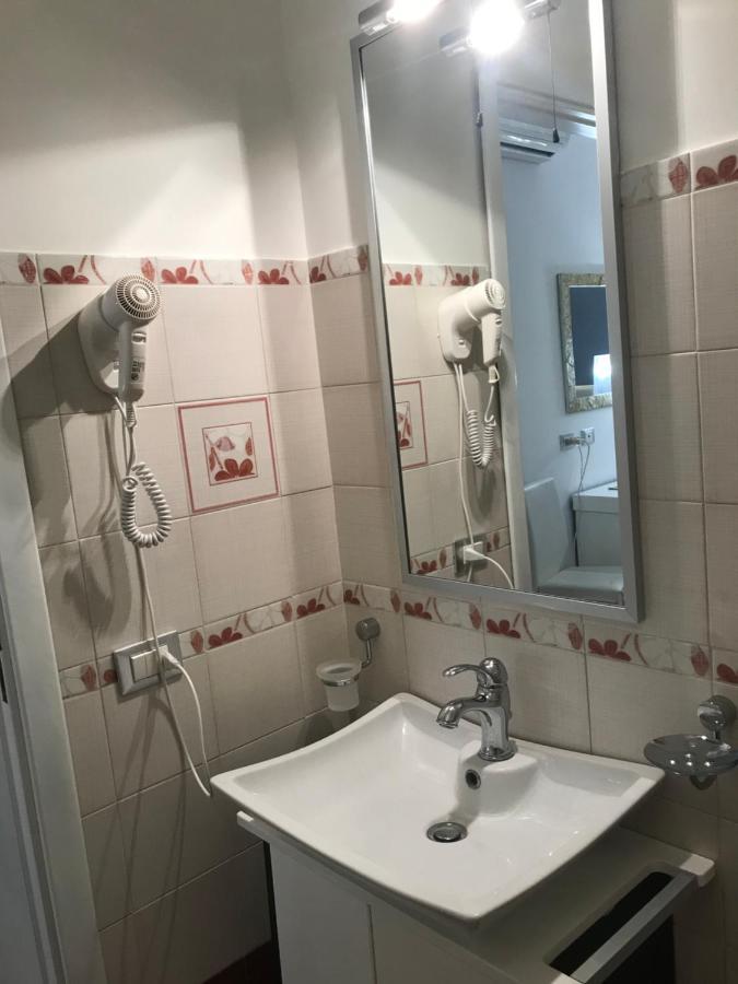 B&B Timpe Bianche 카스텔루치오 외부 사진
