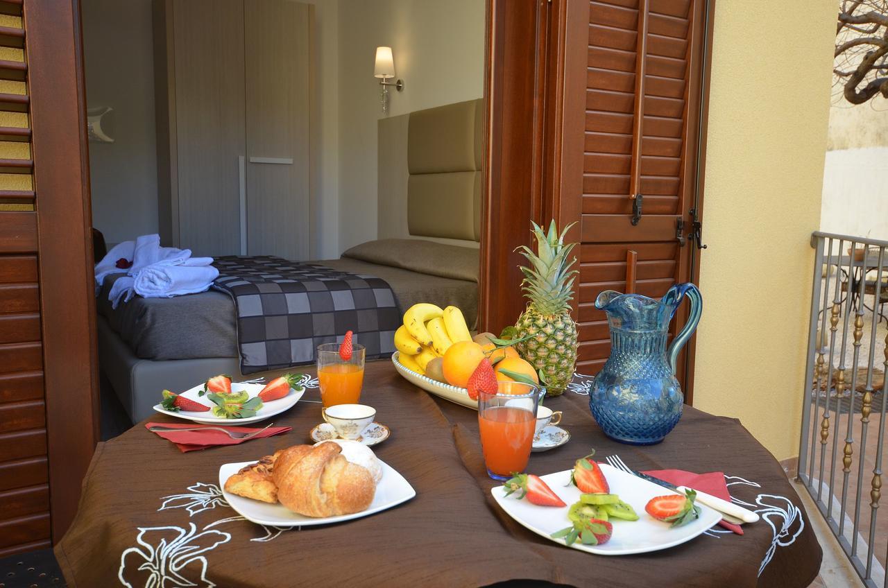 B&B Timpe Bianche 카스텔루치오 외부 사진